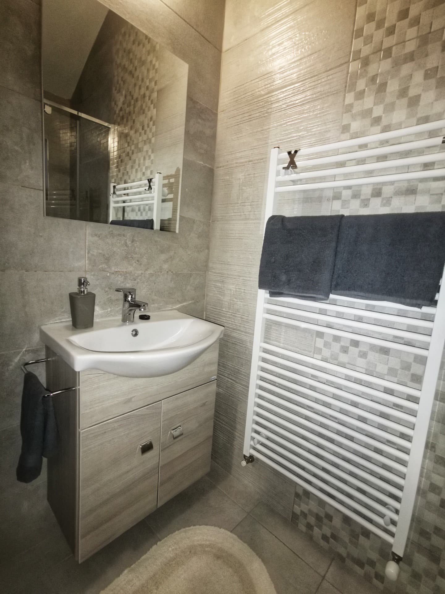 Á-B Apartman Gyula - 6. kép